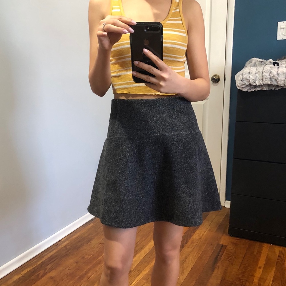 Loft flippy skirt